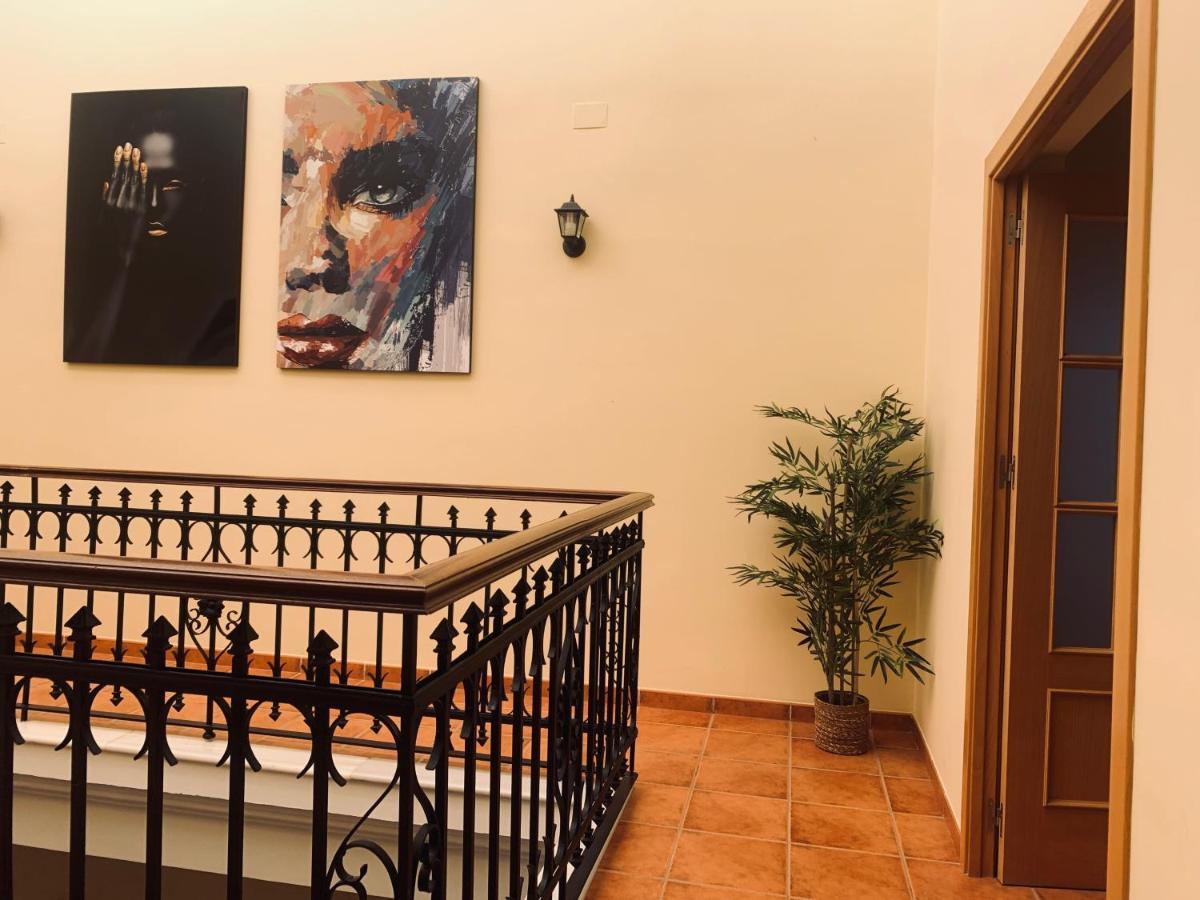 Convento Hermana Esther Alosno Екстер'єр фото
